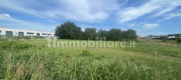 Terrain à Ferrara, Italy 3000m² No. 280609 5