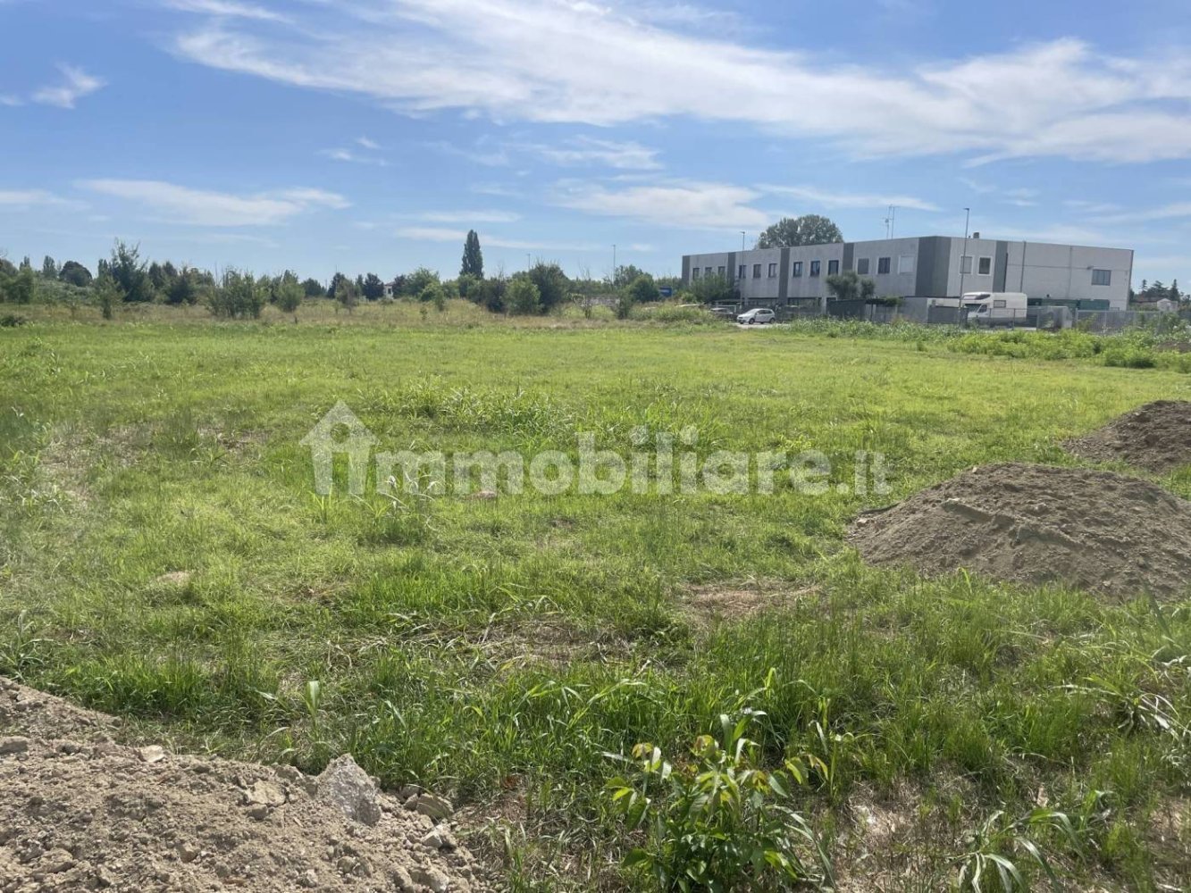 Terrain à Ferrara, Italy 3000m² No. 280609