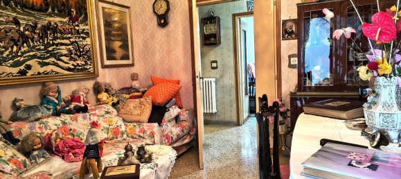 Квартира с 4 комнатами в Трани, Италия № 83031 11