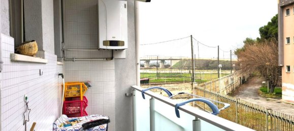 Квартира с 4 комнатами в Трани, Италия № 83031 19