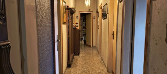 Квартира с 4 комнатами в Трани, Италия № 83031 6