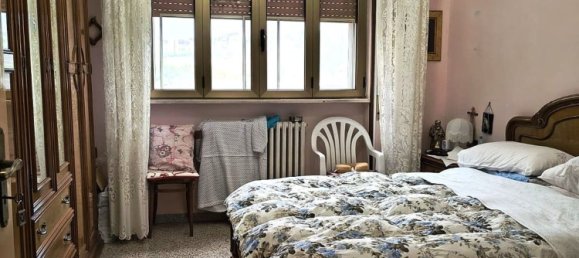 Квартира с 4 комнатами в Трани, Италия № 83031 13