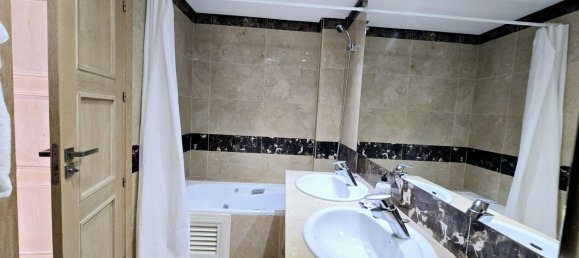 2 bedrooms Apartment in La Duquesa, Spain No. 147346 16