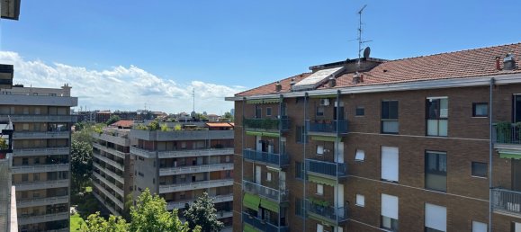 2 bedrooms Apartment in Milan, Italy No. 357794 18