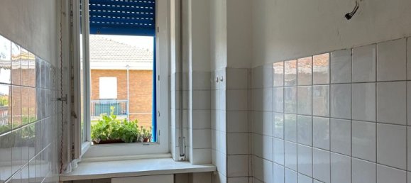 2 bedrooms Apartment in Milan, Italy No. 357794 10