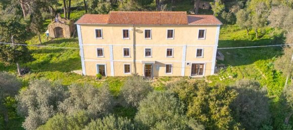 Дом с 12 комнатами в Темпьо Паузания, Италия № 39827 11