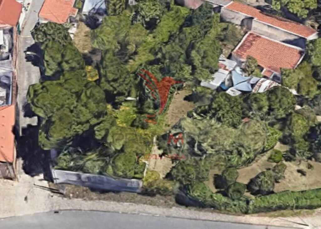  قطعة أرض في Amadora, Portugal 829متر مربع رقم 82067