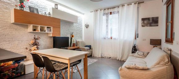 3 bedrooms Apartment in Poggibonsi, Italy No. 357567 6