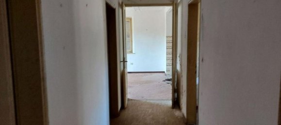 4 bedrooms Apartment in Sovramonte, Italy No. 372721 17