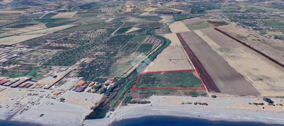 10000m² Land in Corigliano Rossano, Italy No. 15379 10
