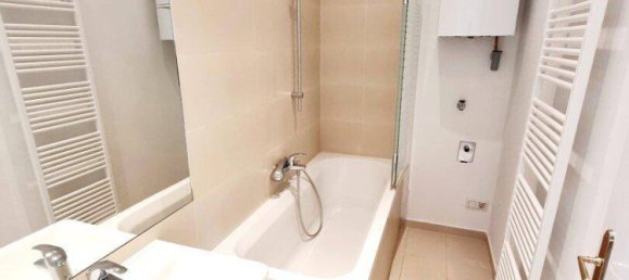 2 rooms Apartment in Vienna, Austria No. 180960 10