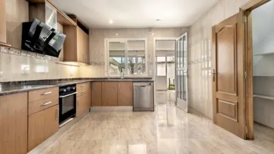 5 bedrooms House in Palma de Majorca, Spain No. 170979