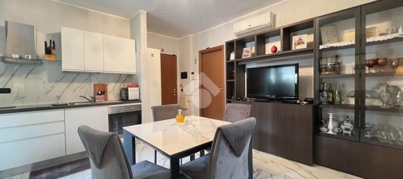 Apartamento de 1 dormitorio en Milan, Italy No. 378865 5