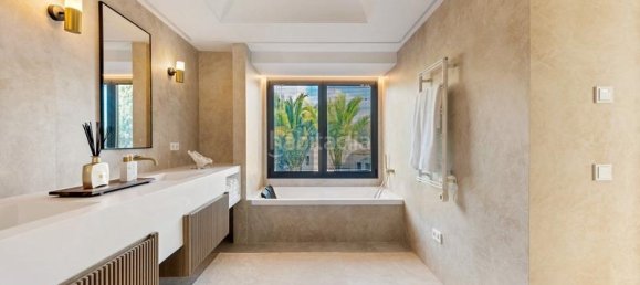 5 غرف نوم فيلا في Marbella, Spain رقم 70556 33