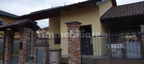 Villa de 4 dormitorios en Buttigliera d'Asti, Italy No. 128528 10