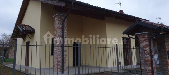 Villa de 4 dormitorios en Buttigliera d'Asti, Italy No. 128528 3