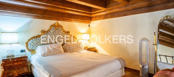 8 rooms Apartment in Florence, Italy No. 109288 27