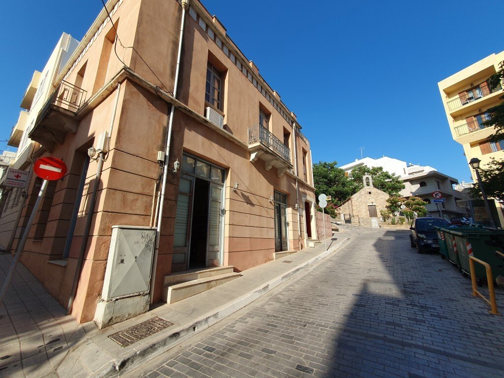 215m² Maisonette in Agios Nikolaos, Greece No. 3067