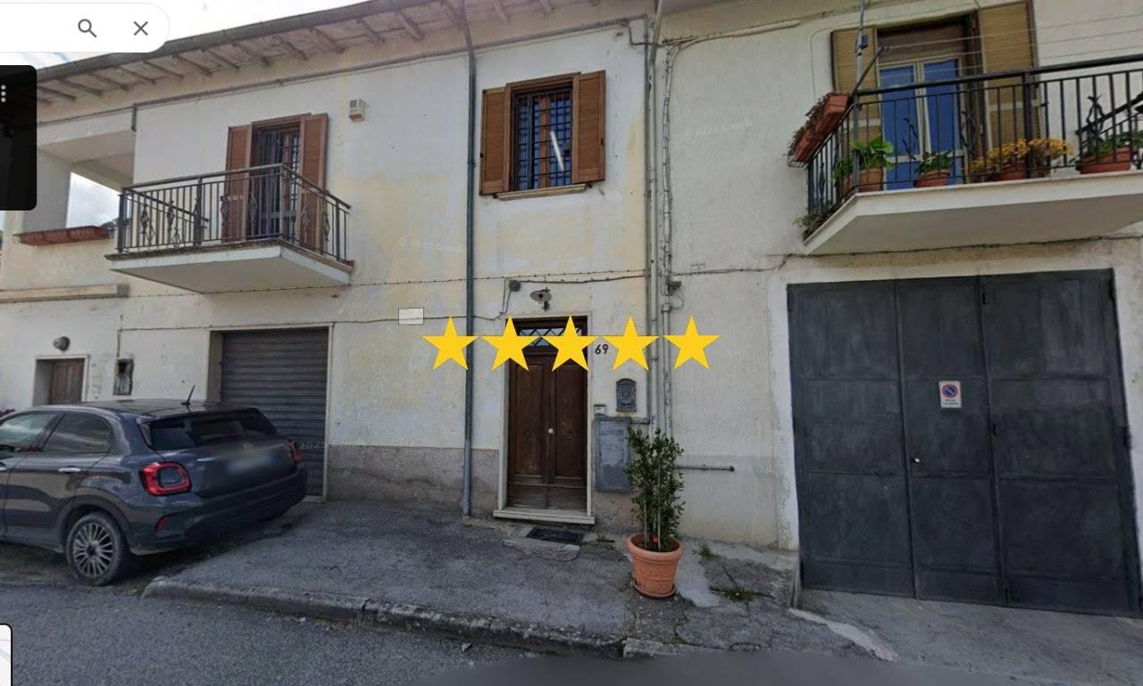 2 غرف نوم شقة في Tagliacozzo, Italy رقم 346910