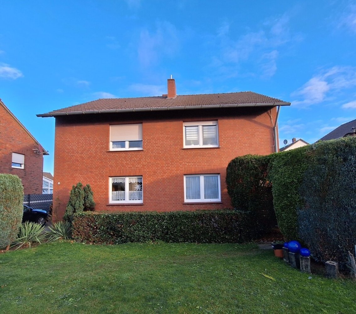 6 rooms Townhouse in Steinfurt, Germany No. 139892