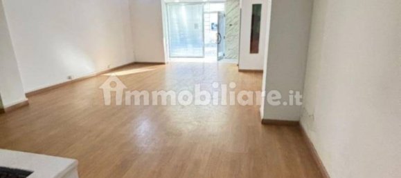 2-Zimmer Gewerbliche Immobilie in Ortona, Italy, Nr. 167428 3