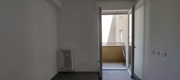 Apartamento T1 em Milan, Italy N.º 380555 3