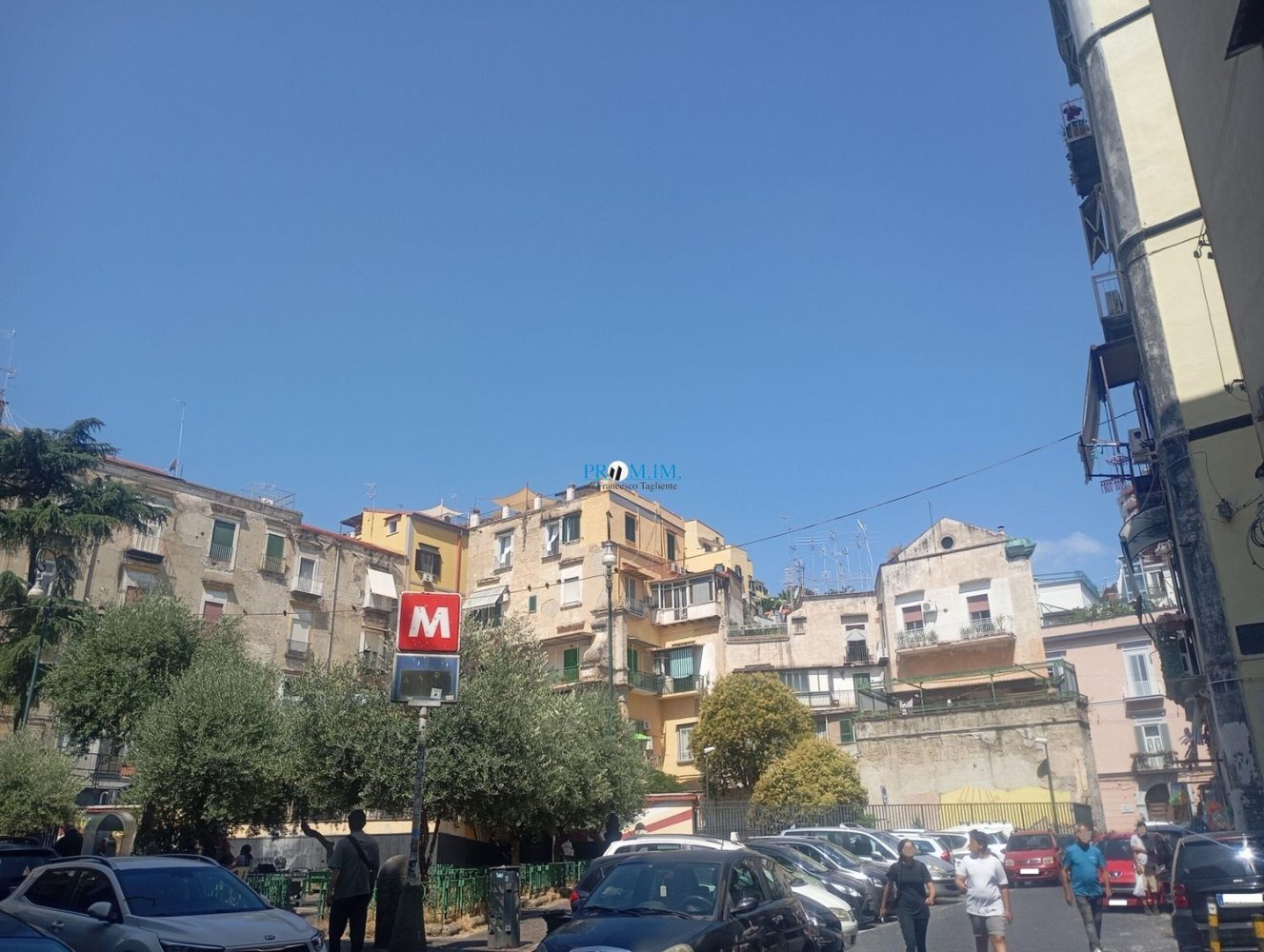  عقار تجاري في Naples, Italy 73متر مربع رقم 317251