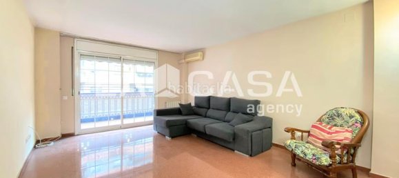 3 bedrooms Apartment in Badalona, Spain No. 145563 3