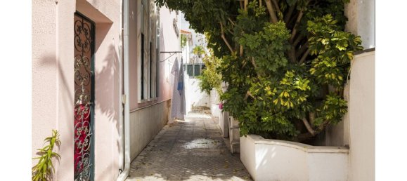 10 bedrooms Villa in Lisbon, Portugal No. 115293 9