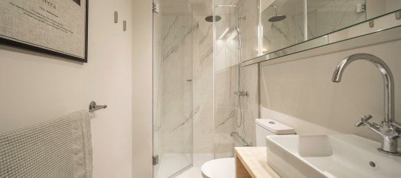 7 bedrooms Building in Porto, Portugal No. 129794 4