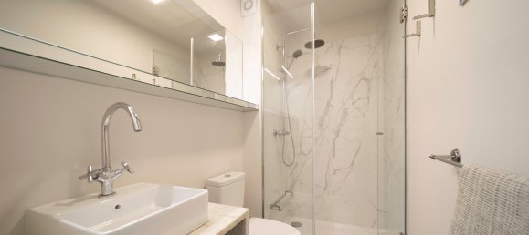 7 bedrooms Building in Porto, Portugal No. 129794 40