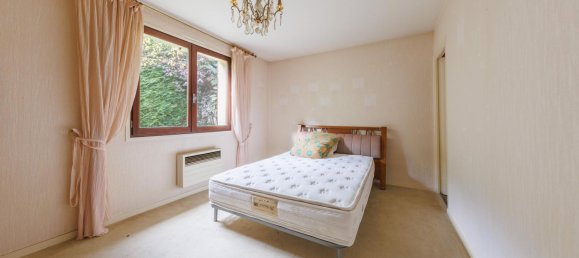 5 bedrooms Villa in Ceyrat, France No. 62232 12