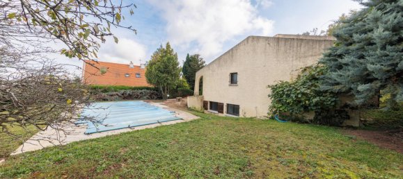 5 bedrooms Villa in Ceyrat, France No. 62232 20