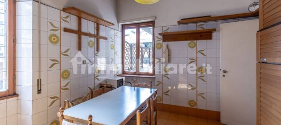 5 bedrooms Apartment in Rome, Italy No. 109861 26