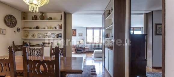 5 bedrooms Apartment in Rome, Italy No. 109861 17