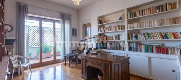 5 bedrooms Apartment in Rome, Italy No. 109861 40