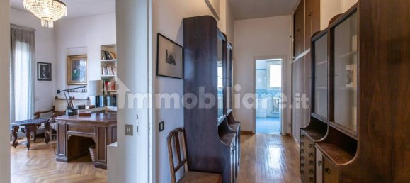 5 bedrooms Apartment in Rome, Italy No. 109861 30