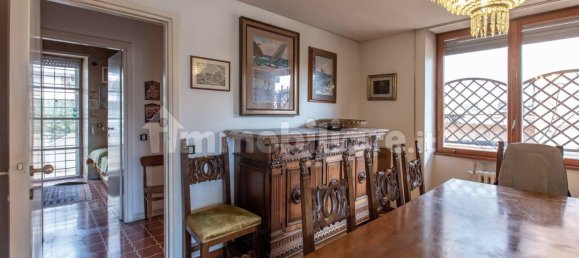 5 bedrooms Apartment in Rome, Italy No. 109861 6