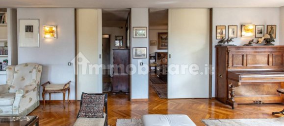 5 bedrooms Apartment in Rome, Italy No. 109861 19