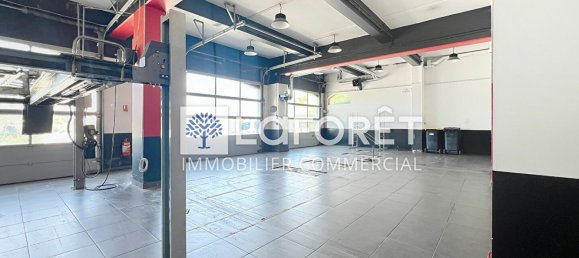Propiedad comercial en Bressuire, France 200 m² No. 277467 10