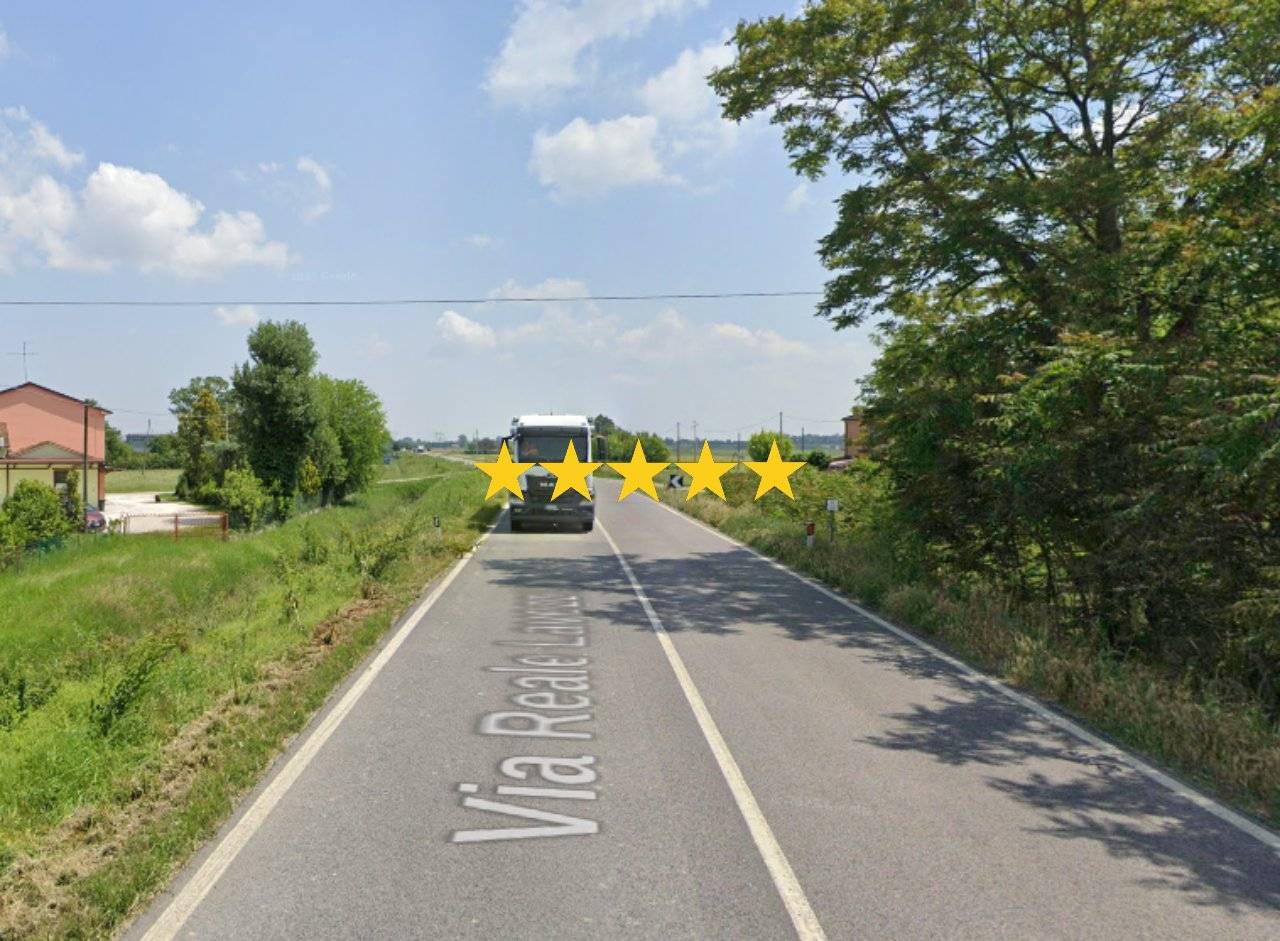 6 bedrooms Apartment in Alfonsine, Italy No. 313562