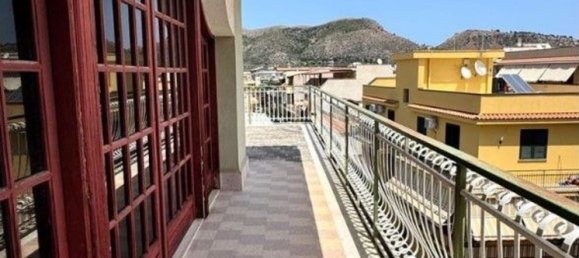 5 bedrooms Apartment in Bagheria, Italy No. 348530 2