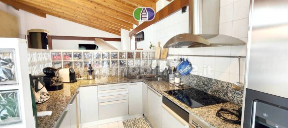 6 bedrooms House in Fiesso d'Artico, Italy No. 61767 29