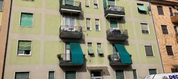 2 rooms Apartment in Milan, Italy No. 245364 2