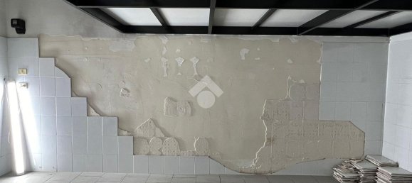 1-salle Garage à Francavilla Fontana, Italy No. 25231 7