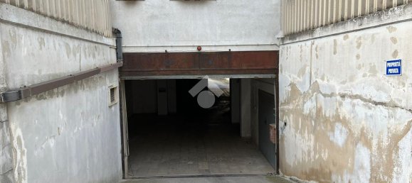 1-salle Garage à Francavilla Fontana, Italy No. 25231 12