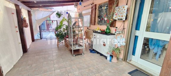 2 bedrooms House in Pisa, Italy No. 352526 2