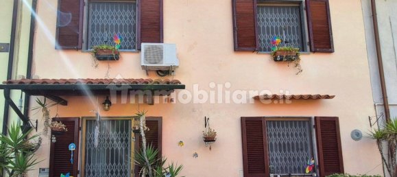 2 bedrooms House in Pisa, Italy No. 352526 3