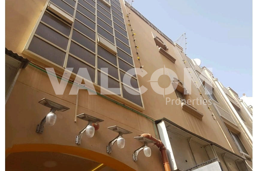 42 bedrooms Apartment in Deira, UAE No. 12821