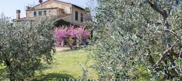 5 bedrooms Villa in Fiesole, Italy No. 378320 82